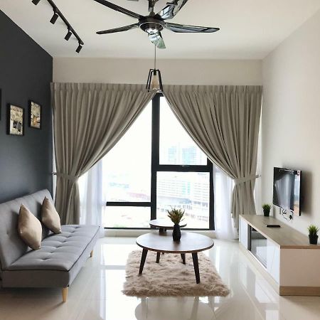شقة Mosaic Souhtkey Highfloor 2Br 2-6Pax 5Mins Jbciq&Sentosa جوهر بهرو المظهر الخارجي الصورة