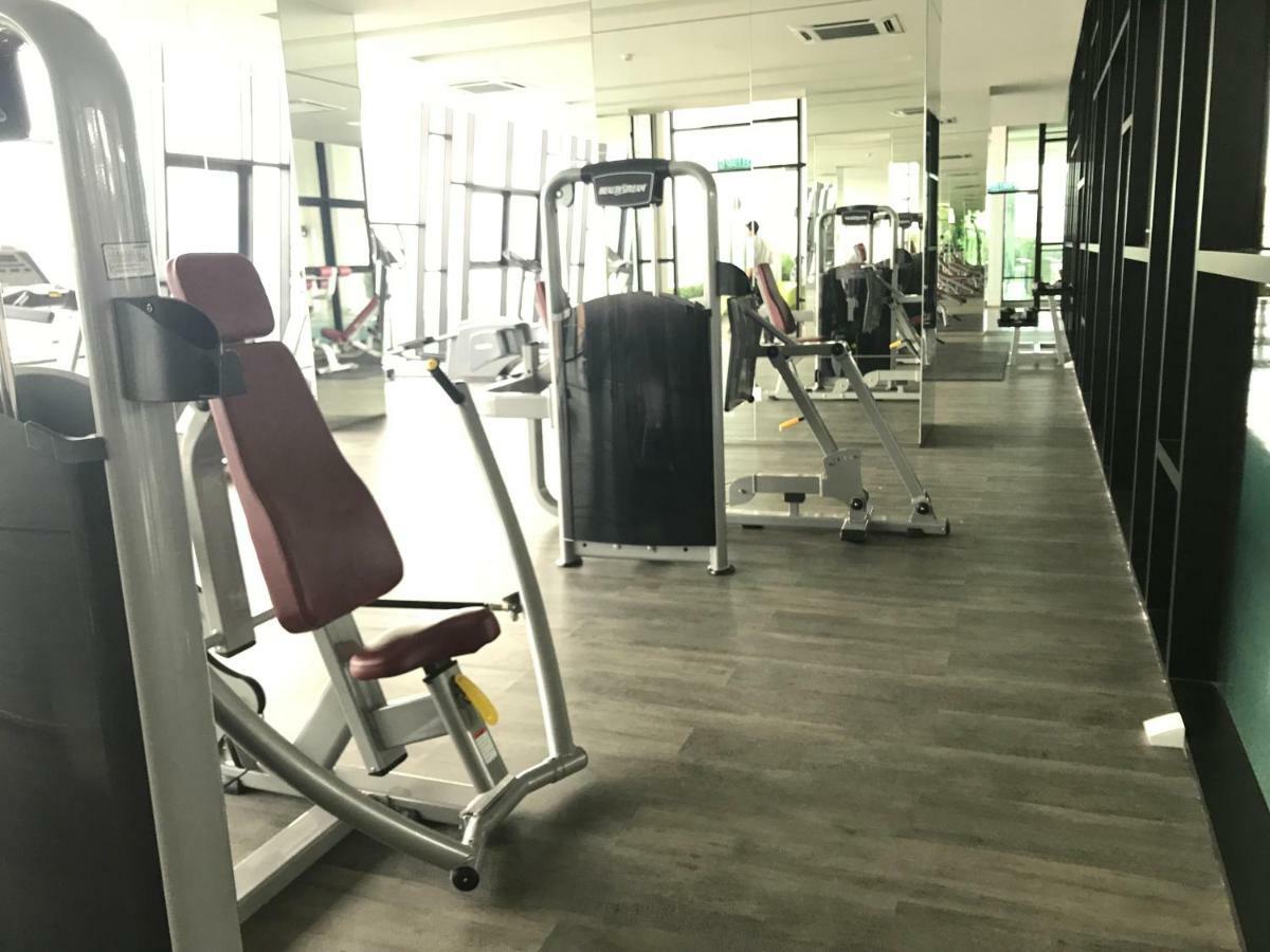 شقة Mosaic Souhtkey Highfloor 2Br 2-6Pax 5Mins Jbciq&Sentosa جوهر بهرو المظهر الخارجي الصورة