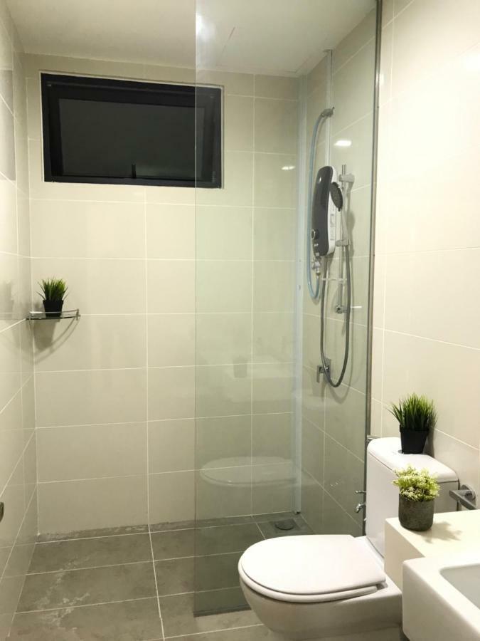 شقة Mosaic Souhtkey Highfloor 2Br 2-6Pax 5Mins Jbciq&Sentosa جوهر بهرو المظهر الخارجي الصورة