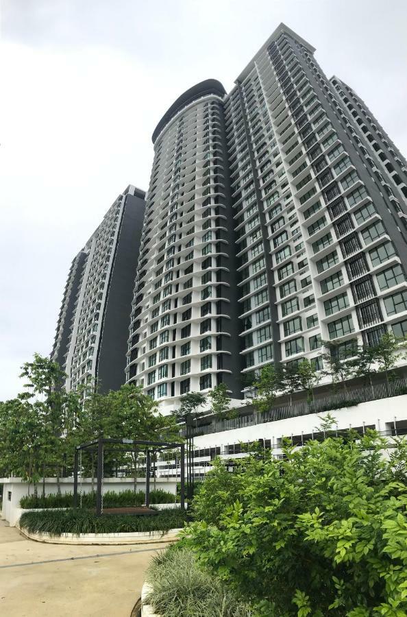 شقة Mosaic Souhtkey Highfloor 2Br 2-6Pax 5Mins Jbciq&Sentosa جوهر بهرو المظهر الخارجي الصورة